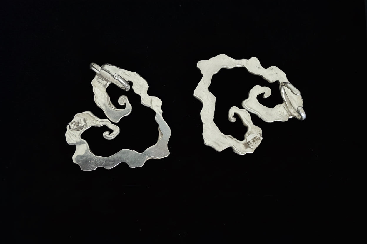 Menhir cuff earrings