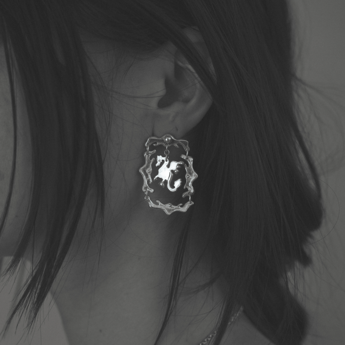 Sgaeyl Earrings