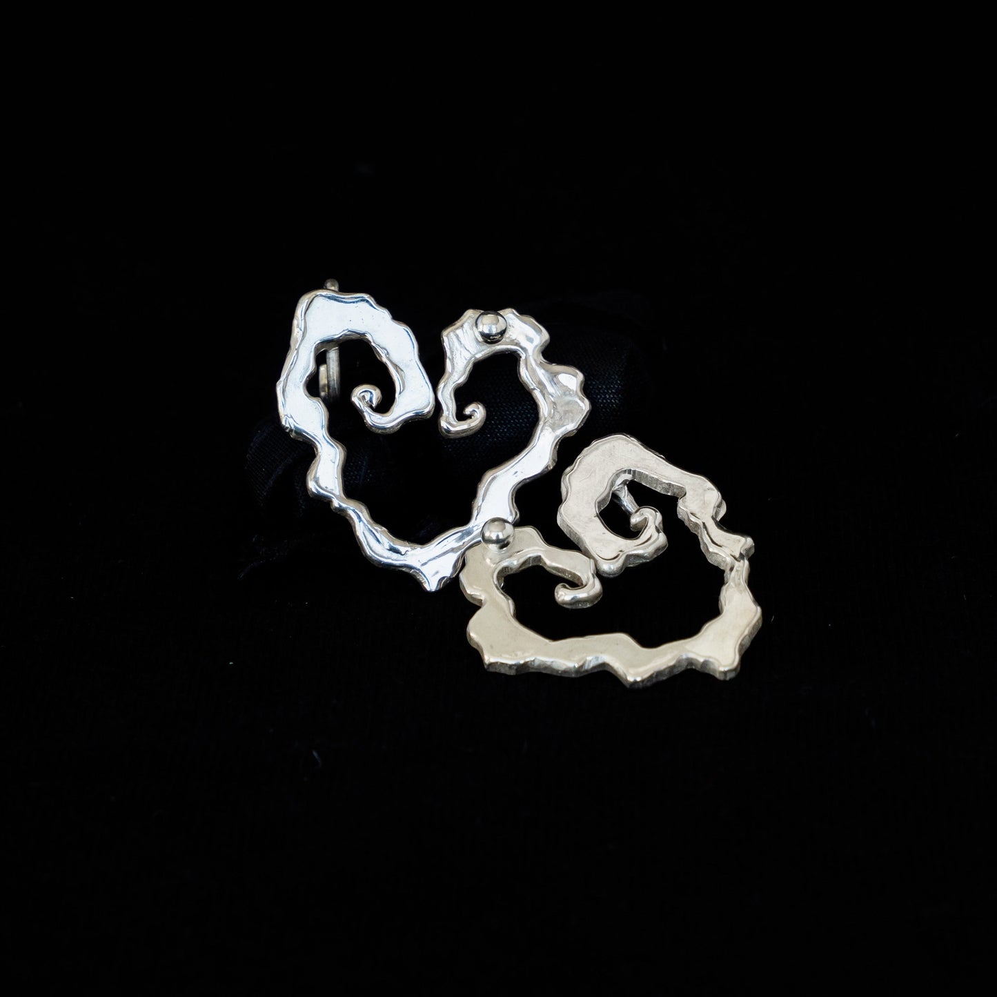 Menhir cuff earrings