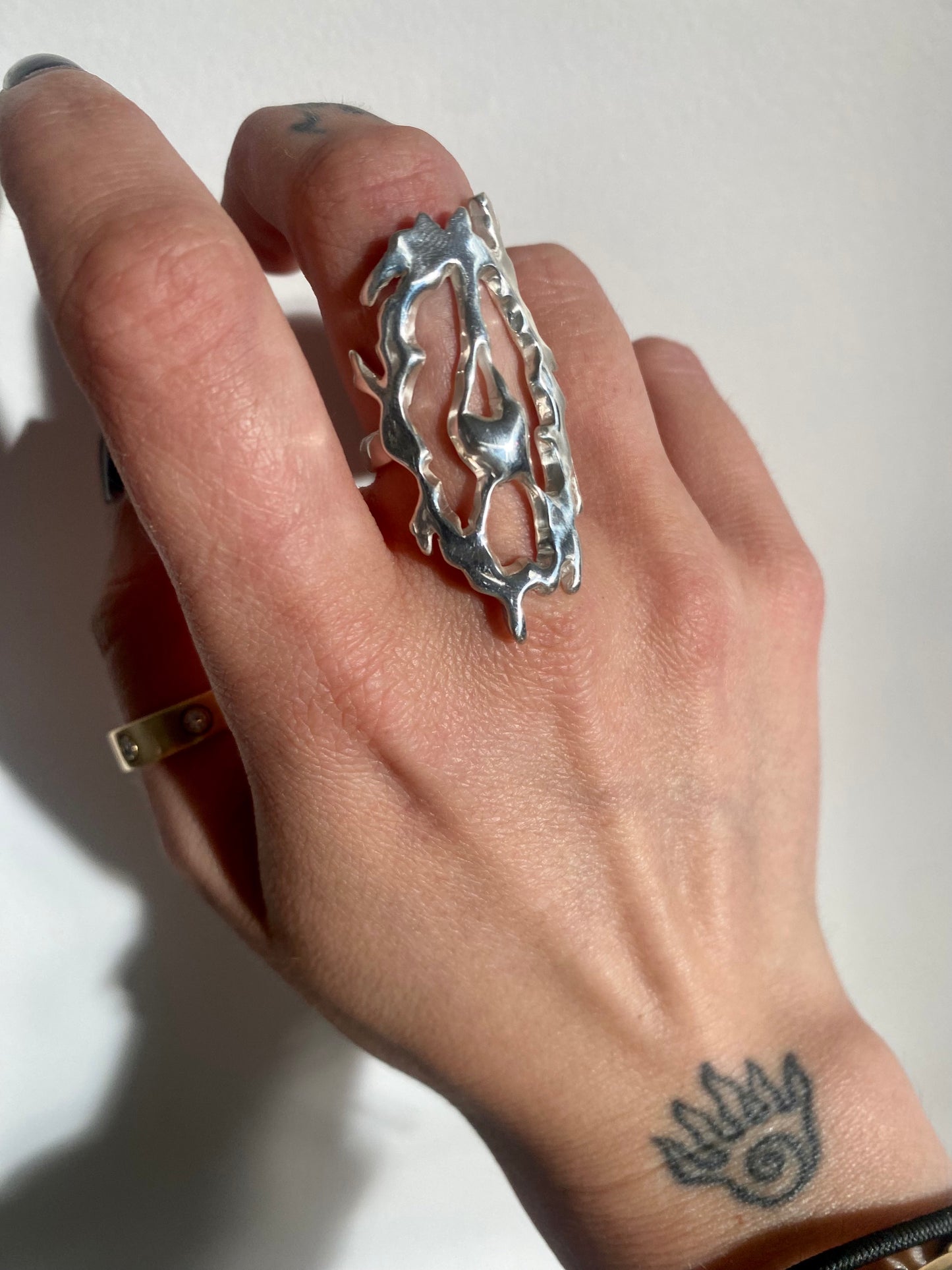 Luv Ring